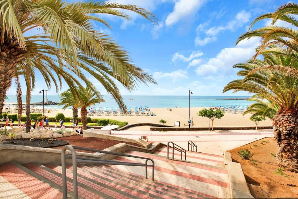 Studio In Torres Del Sol Griffin Near The Beach Arona  Exteriér fotografie